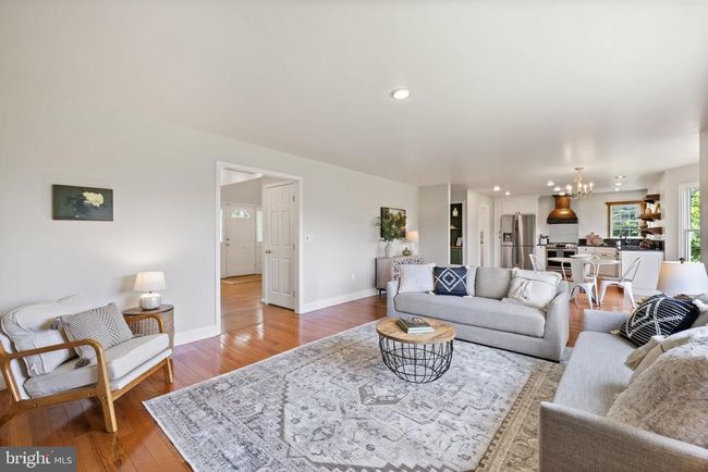 5722 Pond View Ln, House other with 4 bedrooms, 4 bathrooms and null parking in Broad Run VA | Image 37