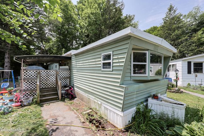 18 Apache Dr, House other with 2 bedrooms, 1 bathrooms and 2 parking in North Adams MA | Image 39