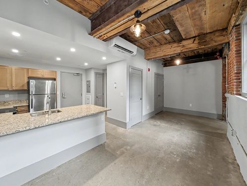 ll1-90 Grove St, Worcester, MA, 01605 | Card Image