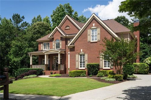 200 Long Needle Ct, Sugar Hill, GA, 30518-8195 | Card Image