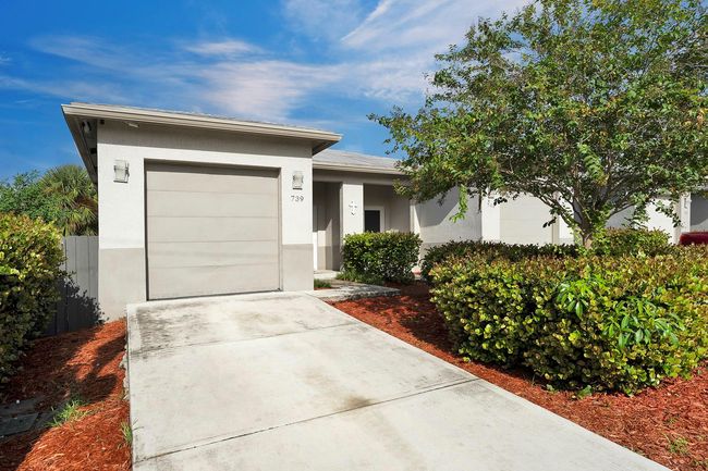 739 Nw 2 Nd Ave, Home with 3 bedrooms, 2 bathrooms and null parking in Fort Lauderdale FL | Image 44