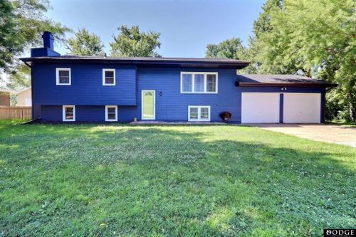 441 Sunset Dr, Fremont, NE, 68025-9037 | Card Image
