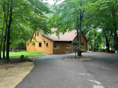 E10091 Buckhorn Road, Delton, WI, 53959 | Card Image