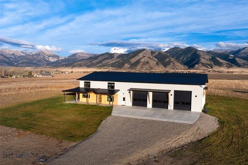 6111 Springhill Rd, Belgrade, MT, 59714-8722 | Card Image