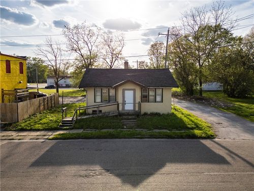 6 Illinois St, Danville, IL, 61832-5102 | Card Image