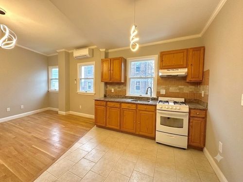 2-1146 Cambridge St, Cambridge, MA, 02139-1409 | Card Image