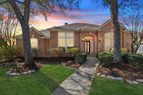 2038 Crisfield Dr, Sugar Land, TX, 77479-5620 | Card Image