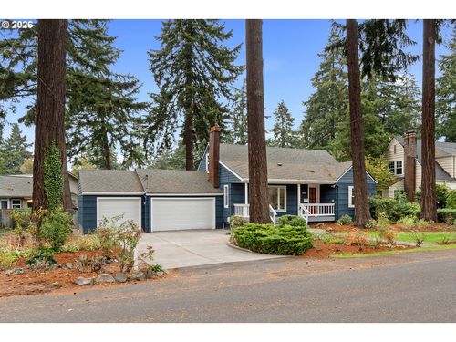 9511 Ne Skidmore St, Portland, OR, 97220-3559 | Card Image