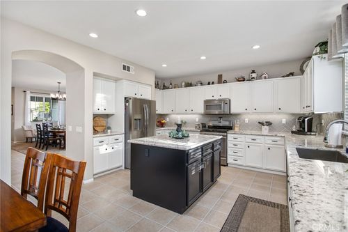 6347 Lyndsey St, Eastvale, CA, 92880-3590 | Card Image