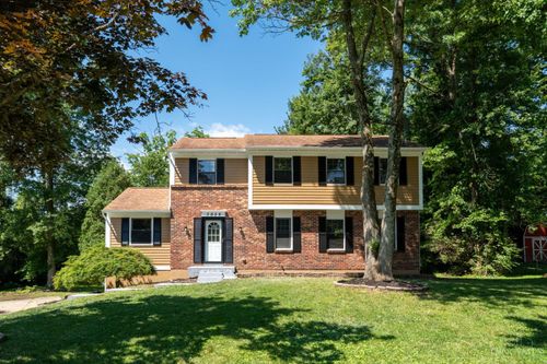 3858 Heritage Oaks Dr, Amelia, OH, 45102 | Card Image