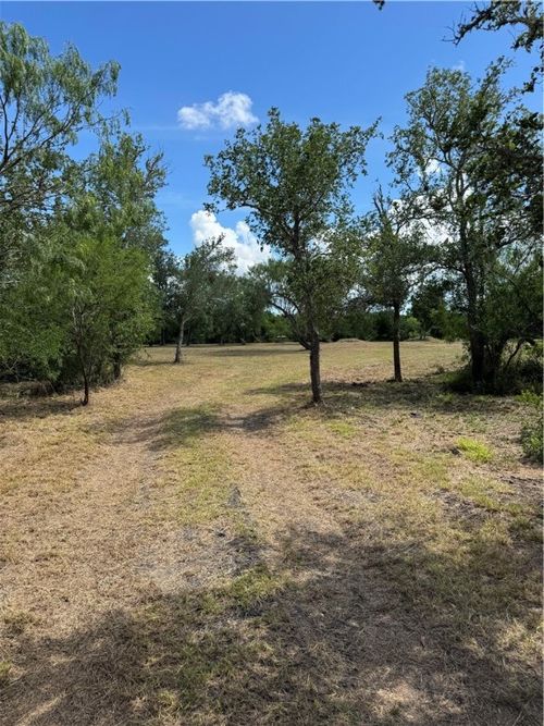 148 Luke Road, Woodsboro, TX, 78393 | Card Image
