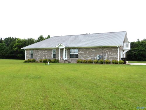784 County Road 33, Fyffe, AL, 35971-3567 | Card Image