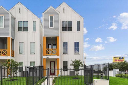 g-3905 Pinemont Dr, Houston, TX, 77018-1101 | Card Image