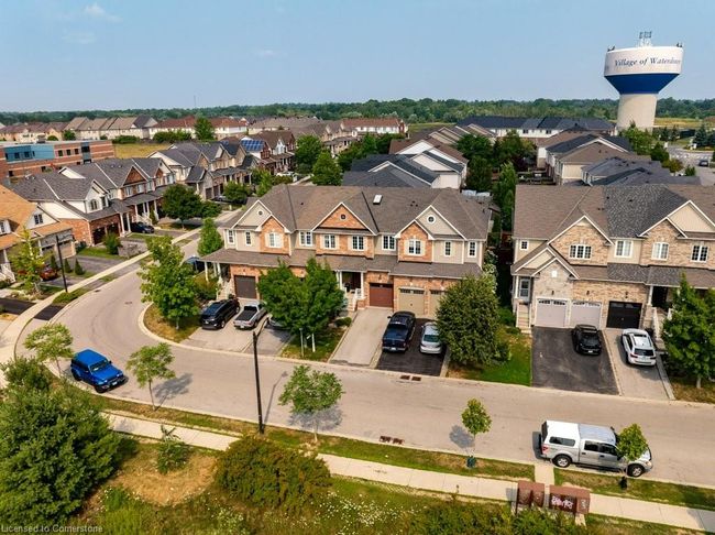 79 Browview Dr, Townhouse with 3 bedrooms, 3 bathrooms and 3 parking in Waterdown ON | Image 4