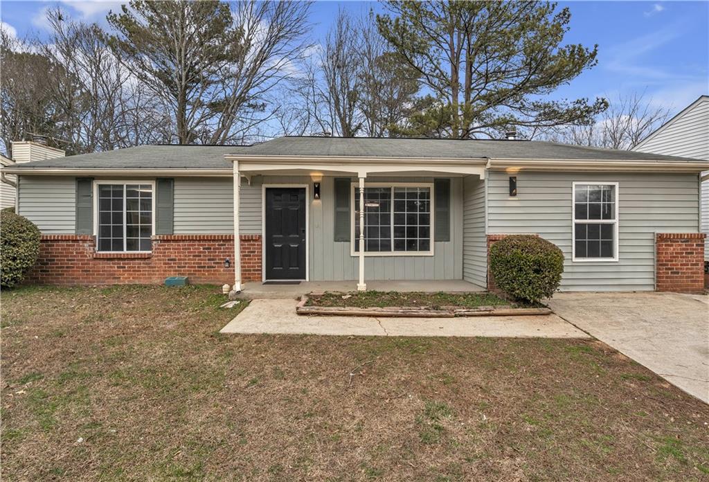 Muirfield Dr, Stone Mountain, GA 30088