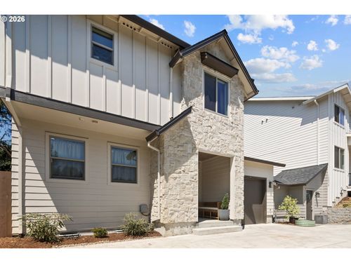 10981 Se 129th Ave, Happy Valley, OR, 97086-6223 | Card Image