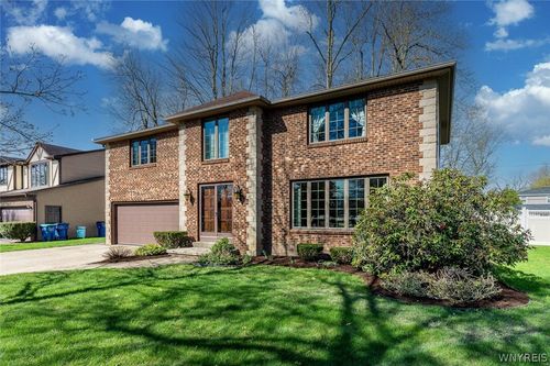 26 Heritage Rd W, Amherst, NY, 14221-2312 | Card Image