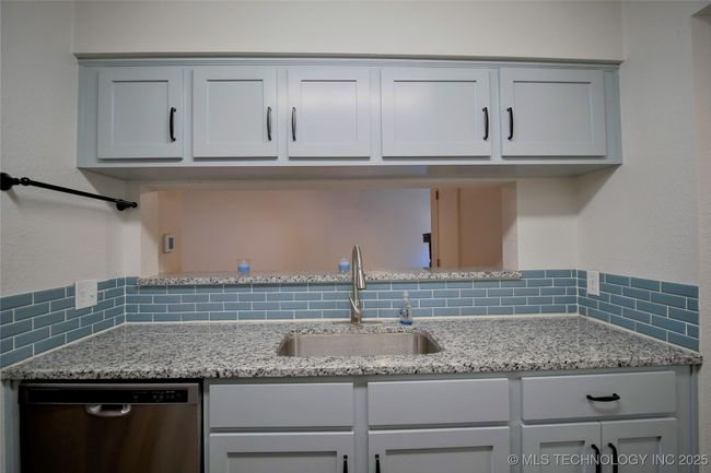 E - 6370 S 80 Th East Ave, Condo with 2 bedrooms, 3 bathrooms and null parking in Tulsa OK | Image 11