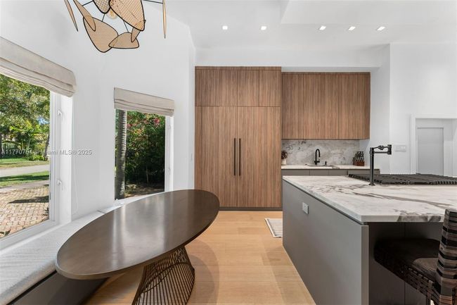 5601 San Vicente St, House other with 4 bedrooms, 5 bathrooms and null parking in Coral Gables FL | Image 19