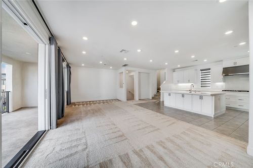 241 Culture, Irvine, CA, 92618-1459 | Card Image