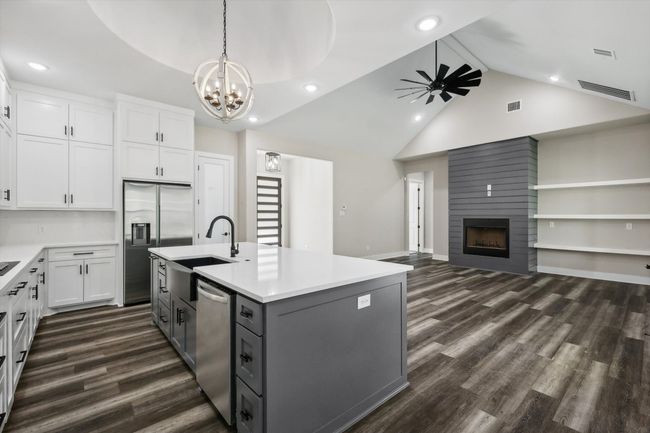 328 Brandon Way, House other with 5 bedrooms, 3 bathrooms and null parking in Pottsboro TX | Image 17