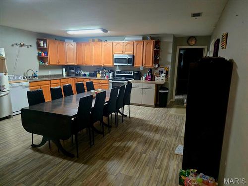 229 Carter 254, Grandin, MO, 63943-6476 | Card Image