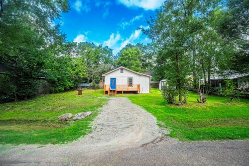 11579 Persimmon St, Willis, TX, 77318-7294 | Card Image