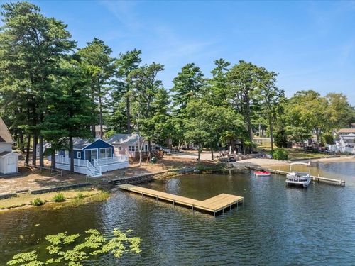 37 Pine Lake Dr, East Wareham, MA, 02538-1277 | Card Image