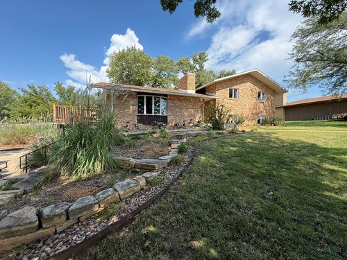 307 Kunkle Dr, Ellsworth, KS, 67439-2305 | Card Image