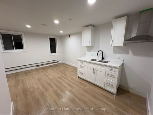 6-803 King St, Port Colborne, ON, L3K4J3 | Card Image