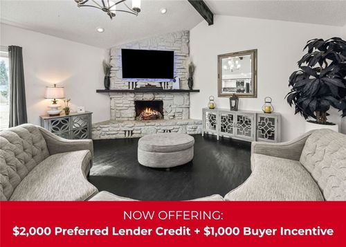 2714 W Ash St, Rogers, AR, 72758-4836 | Card Image