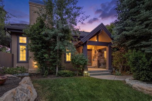 3160 Old Ridge Cir, Cottonwood Heights, UT, 84121-4422 | Card Image