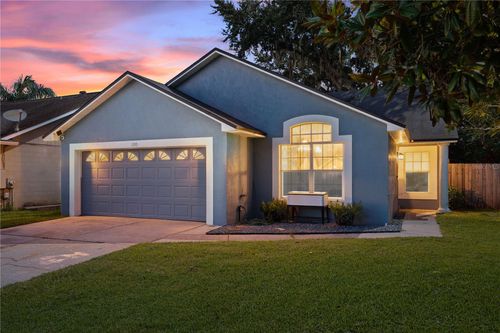 100 Kelly Cir, SANFORD, FL, 32773-7343 | Card Image