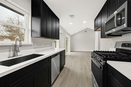 631 Branding Iron Ln, Houston, TX, 77060-5503 | Card Image