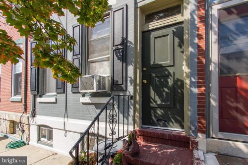2-2207 Catharine St, PHILADELPHIA, PA, 19146-1703 | Card Image