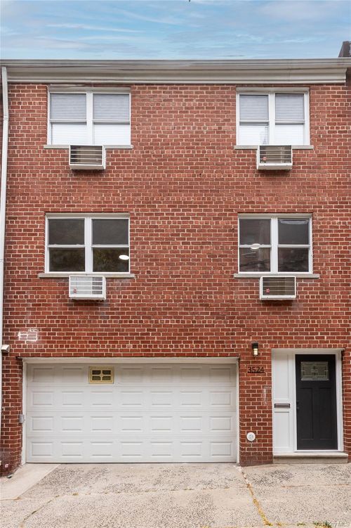 2-3524 Cambridge Ave, Bronx, NY, 10463-1703 | Card Image