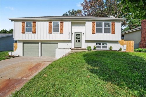 5140 Garnett St, Shawnee, KS, 66203-1447 | Card Image
