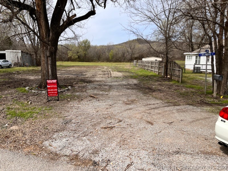 Delaware St, Catoosa, OK 74015