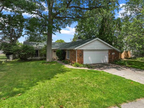 2231 Skyhawk Dr, Fort Wayne, IN, 46815-7760 | Card Image
