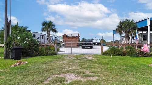 1125 N Monkhouse Dr, Crystal Beach, TX, 77650-3426 | Card Image