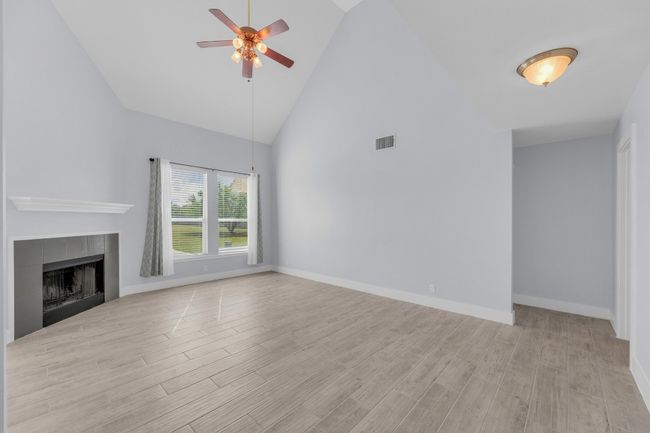 131 Martin Crossing Dr, House other with 3 bedrooms, 3 bathrooms and null parking in Cedar Creek TX | Image 10