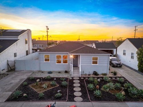 4220 E Overlook Dr, San Diego, CA, 92115 | Card Image