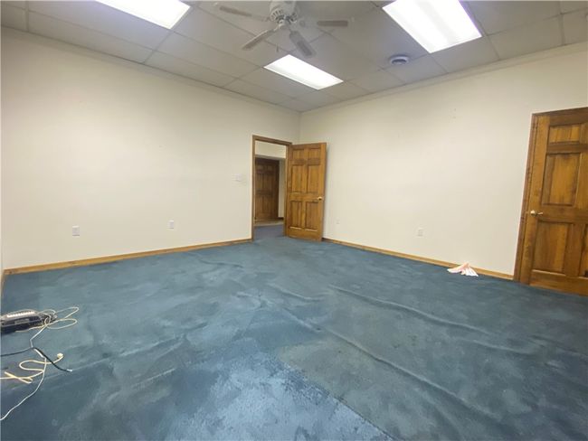 Office 1 | Image 27