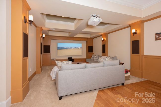 Lower Level Basement Home Theatre (with wetbar) | Image 34