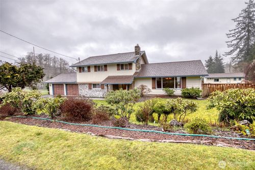 1120 N Fairfield St, Aberdeen, WA, 98520-3004 | Card Image