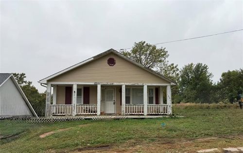 114 & 116 W Pine Street, Waverly, MO, 64096 | Card Image