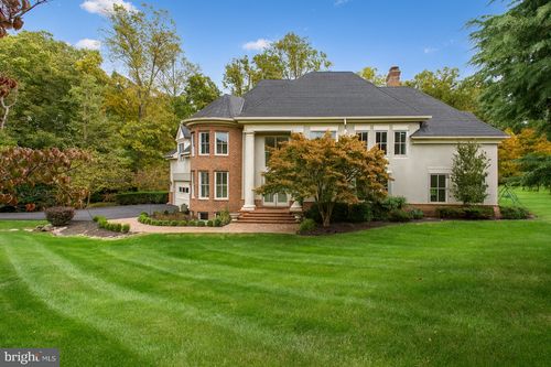 10747 Riverscape Run, Great Falls, VA, 22066-3333 | Card Image