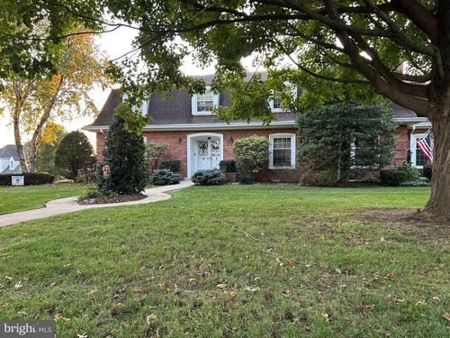 3244 Willow Grove Ave, READING, PA, 19605-2147 | Card Image