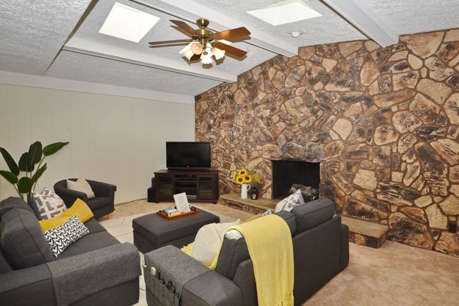2370 Topaz Dr, House other with 4 bedrooms, 3 bathrooms and null parking in Troy MI | Image 15