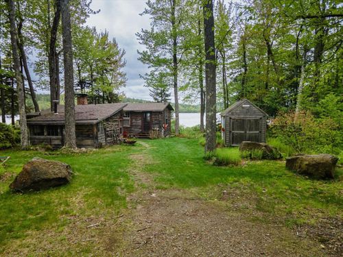 138 Miller Dr, Nelson, NH, 03457-5630 | Card Image